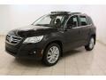 Deep Black Metallic - Tiguan SE 4Motion Photo No. 3