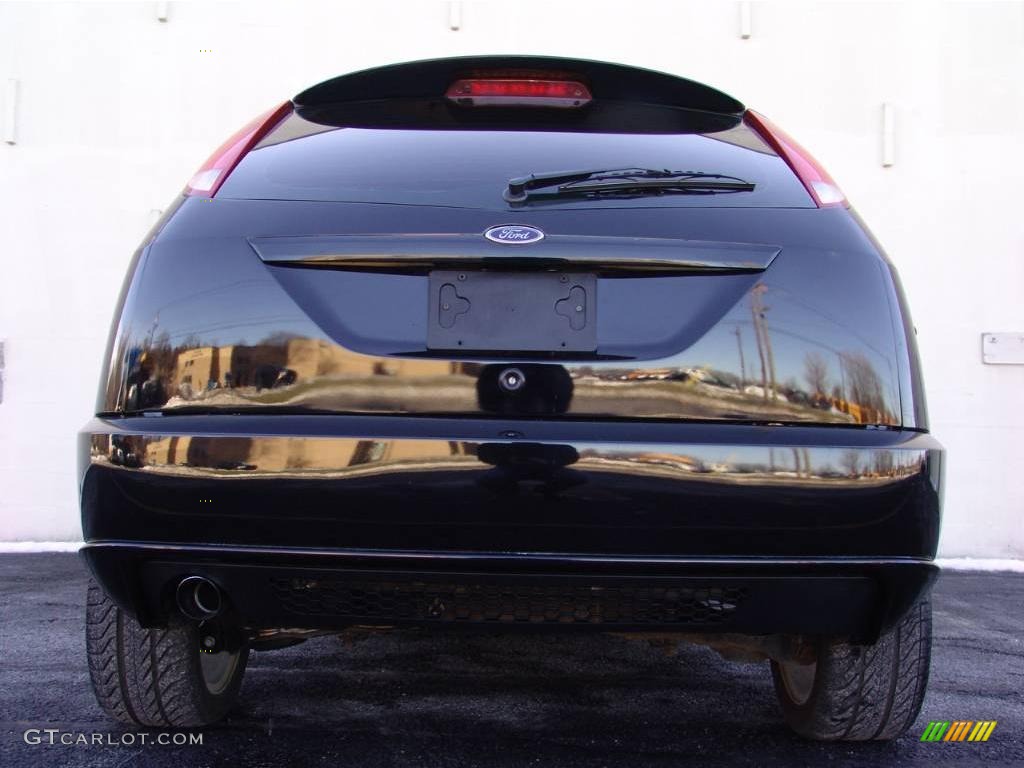 2003 Focus SVT Coupe - Pitch Black / Black/Red photo #8