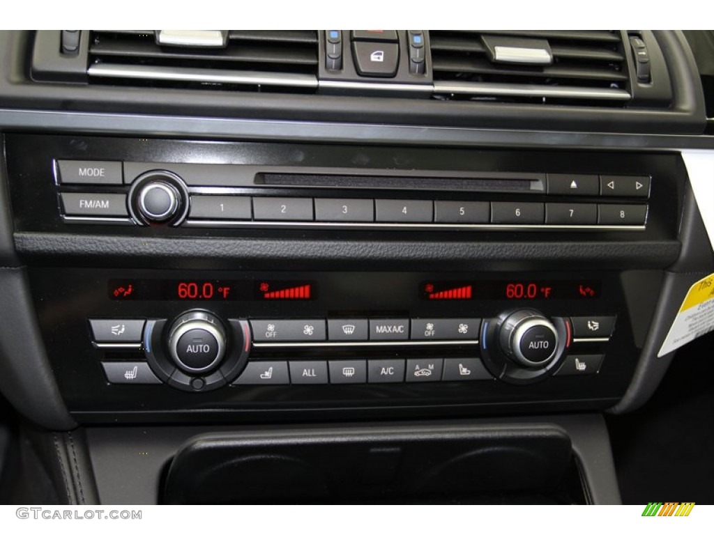 2013 BMW M5 Sedan Controls Photo #78561611