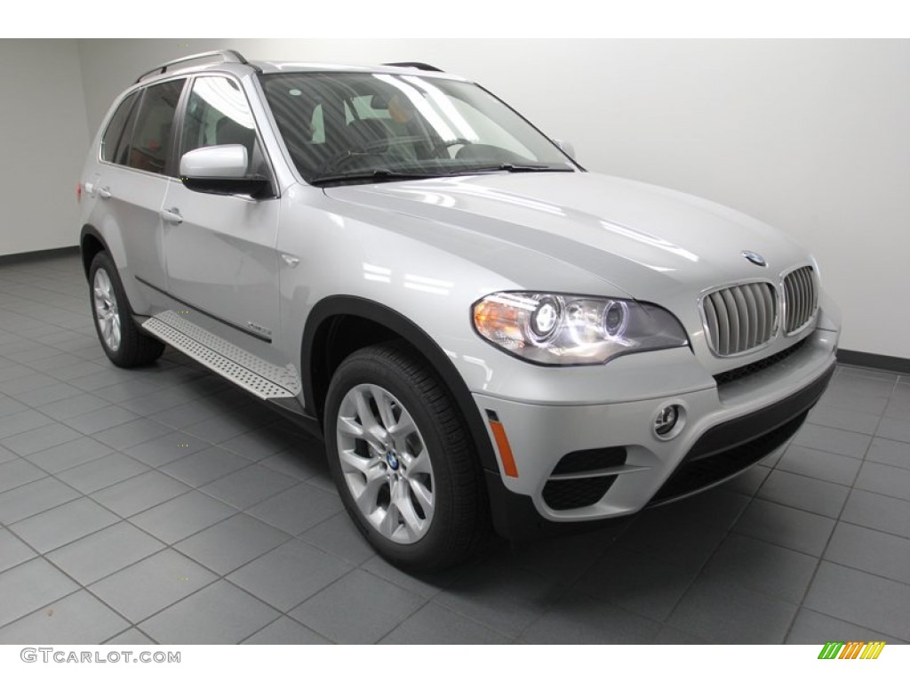 2013 X5 xDrive 35i Premium - Titanium Silver Metallic / Black photo #1