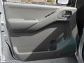 Radiant Silver - Frontier SE Crew Cab Photo No. 30