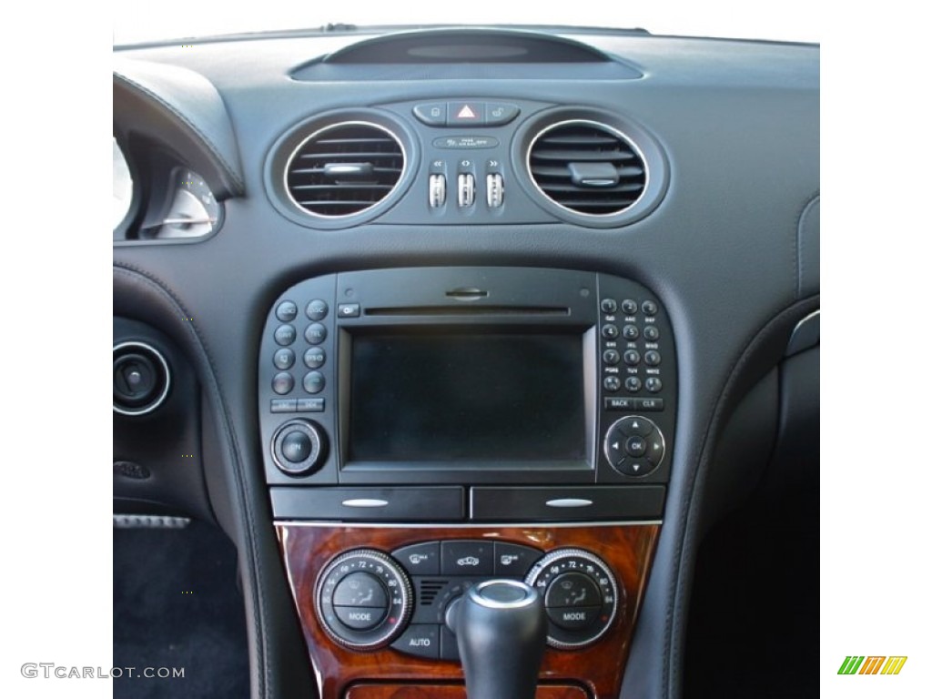 2009 Mercedes-Benz SL 63 AMG Roadster Controls Photo #78562936
