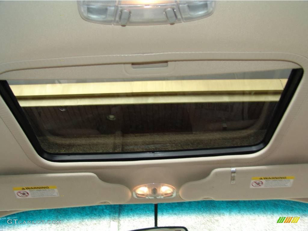 2003 Sable LS Premium Sedan - Arizona Beige Metallic / Medium Parchment photo #23