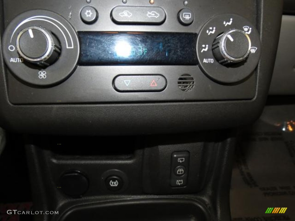 2006 Malibu Maxx LTZ Wagon - Silverstone Metallic / Titanium Gray photo #18
