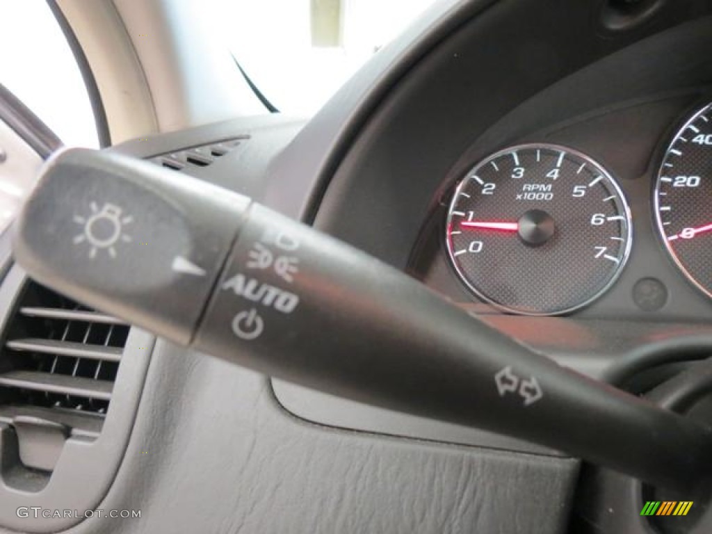 2006 Malibu Maxx LTZ Wagon - Silverstone Metallic / Titanium Gray photo #22