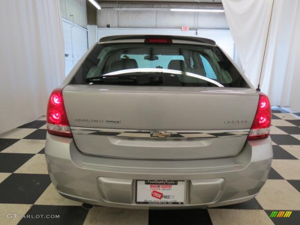 2006 Malibu Maxx LTZ Wagon - Silverstone Metallic / Titanium Gray photo #32