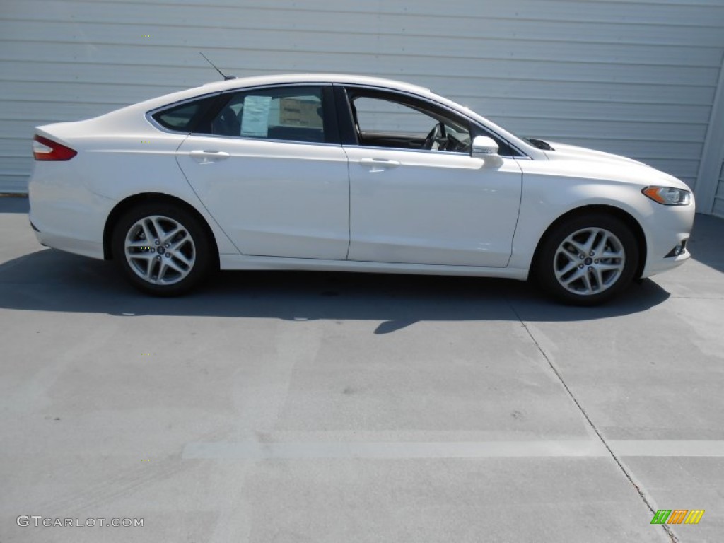 2013 Fusion SE 1.6 EcoBoost - White Platinum Metallic Tri-coat / Charcoal Black photo #3