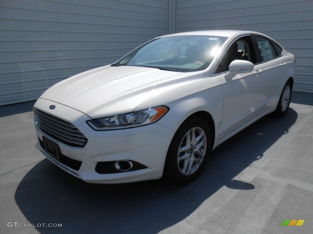 2013 Fusion SE 1.6 EcoBoost - White Platinum Metallic Tri-coat / Charcoal Black photo #9