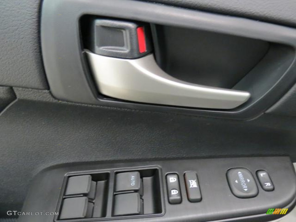 2013 Camry L - Magnetic Gray Metallic / Ash photo #10