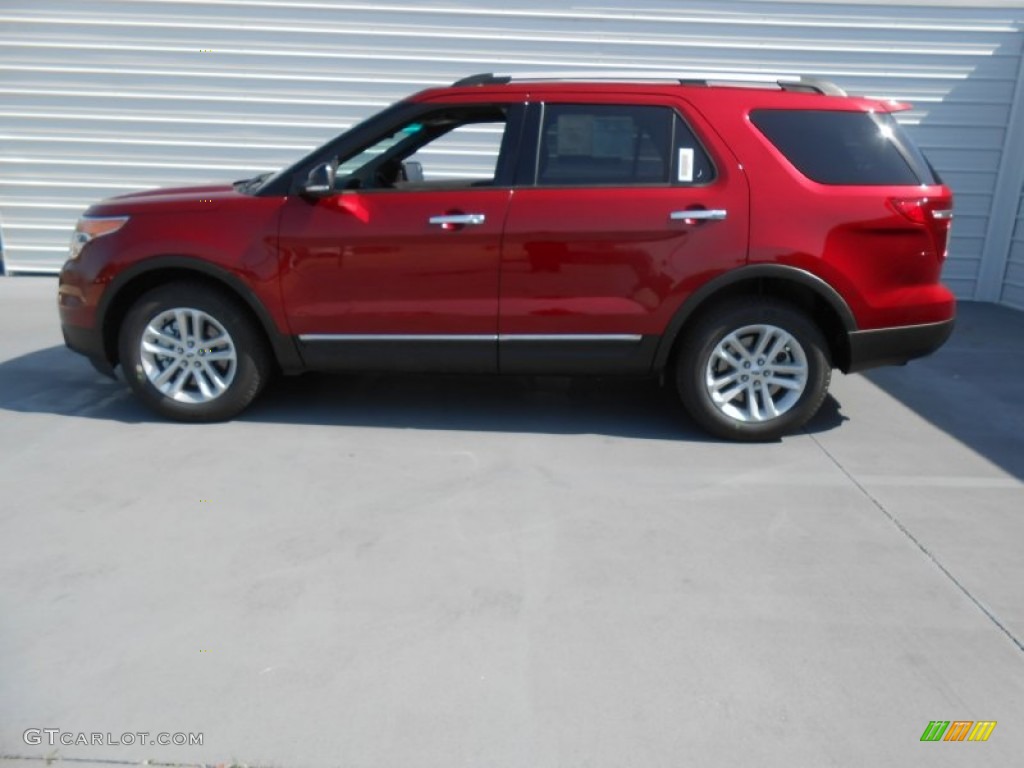 2013 Explorer XLT - Ruby Red Metallic / Medium Light Stone photo #8