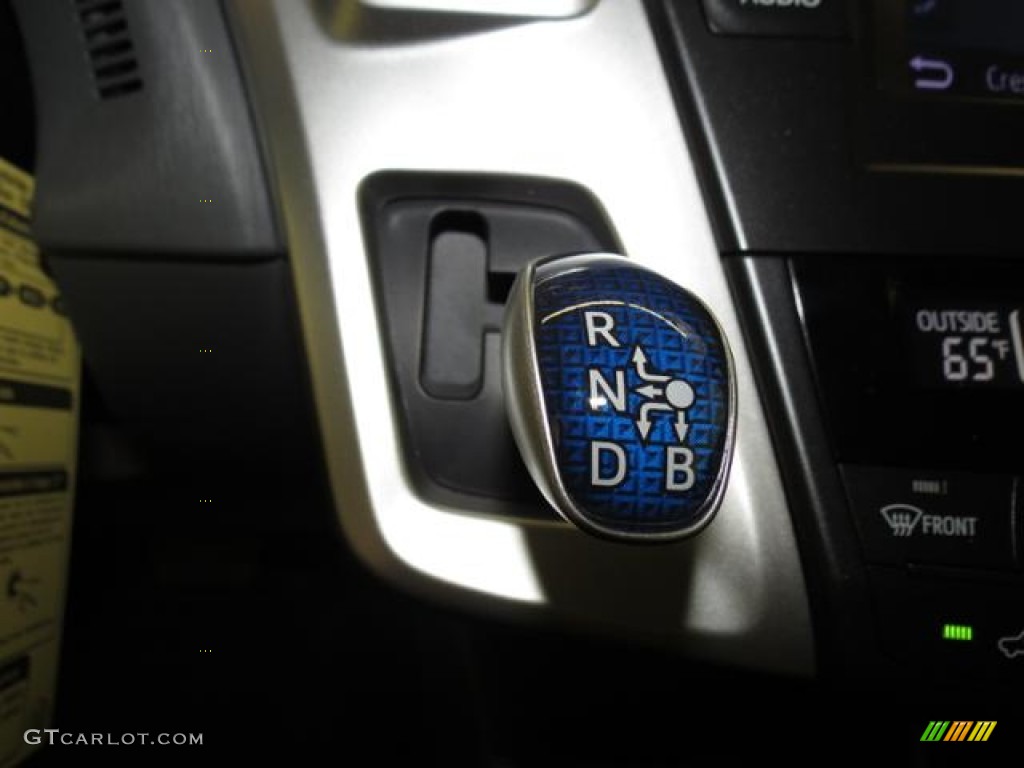 2013 Prius v Three Hybrid - Magnetic Gray Metallic / Dark Gray photo #13