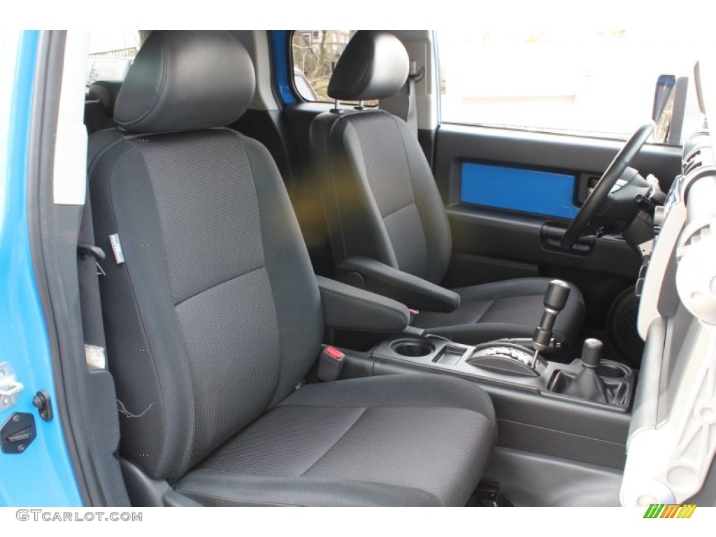 2007 Toyota FJ Cruiser 4WD Front Seat Photos