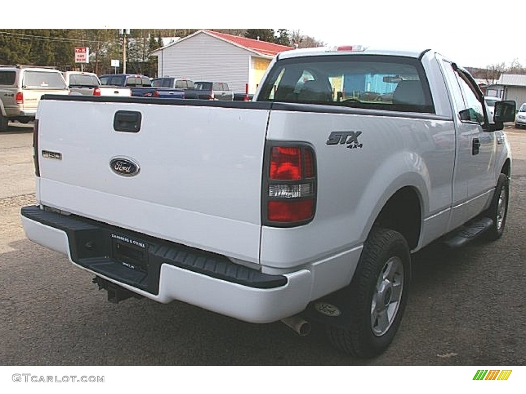 2004 F150 STX Regular Cab 4x4 - Oxford White / Medium/Dark Flint photo #8