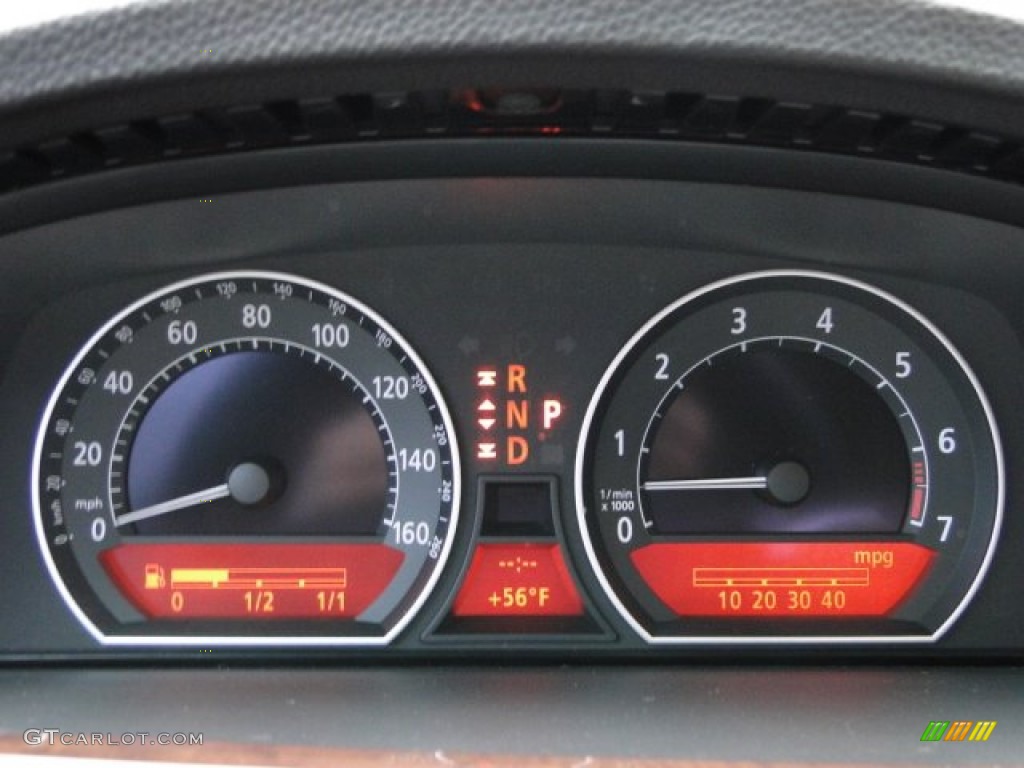 2007 BMW 7 Series 750Li Sedan Gauges Photos