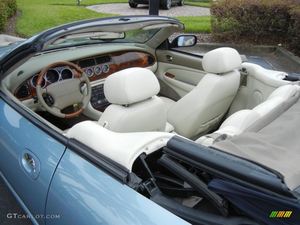 2006 XK XK8 Convertible - Frost Blue Metallic / Ivory photo #11