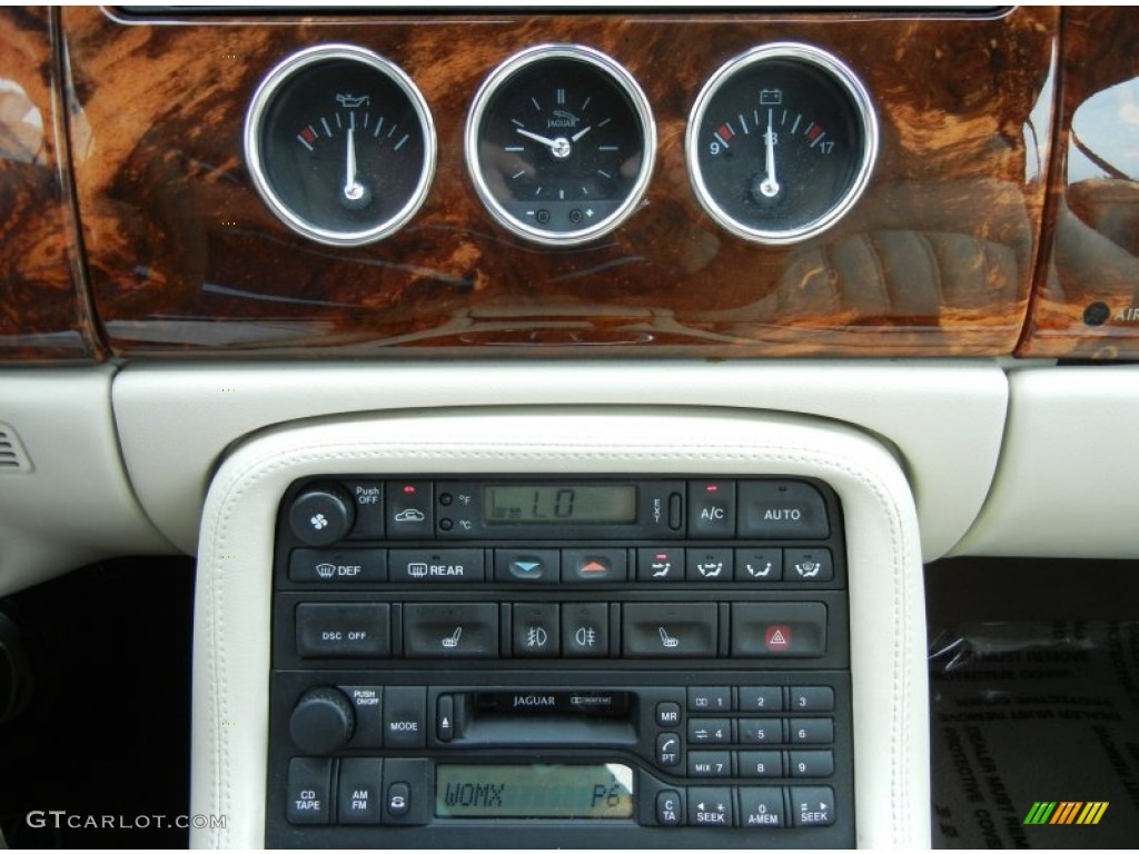 2006 Jaguar XK XK8 Convertible Controls Photo #78577207