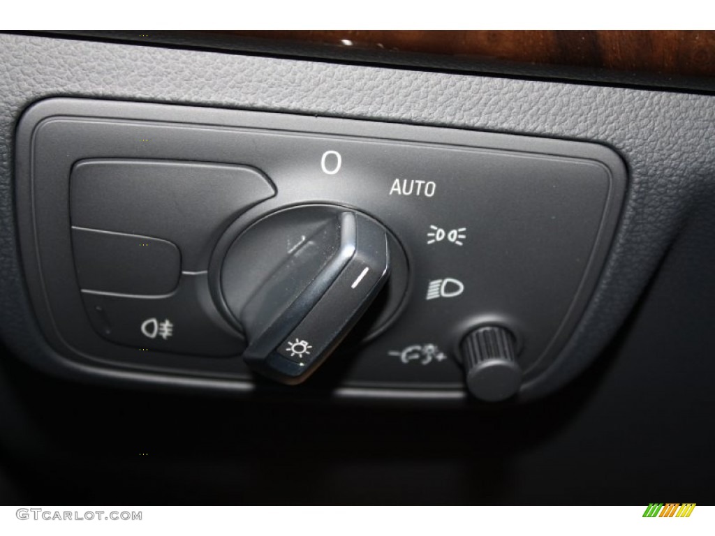 2013 Audi A7 3.0T quattro Premium Plus Controls Photo #78579092