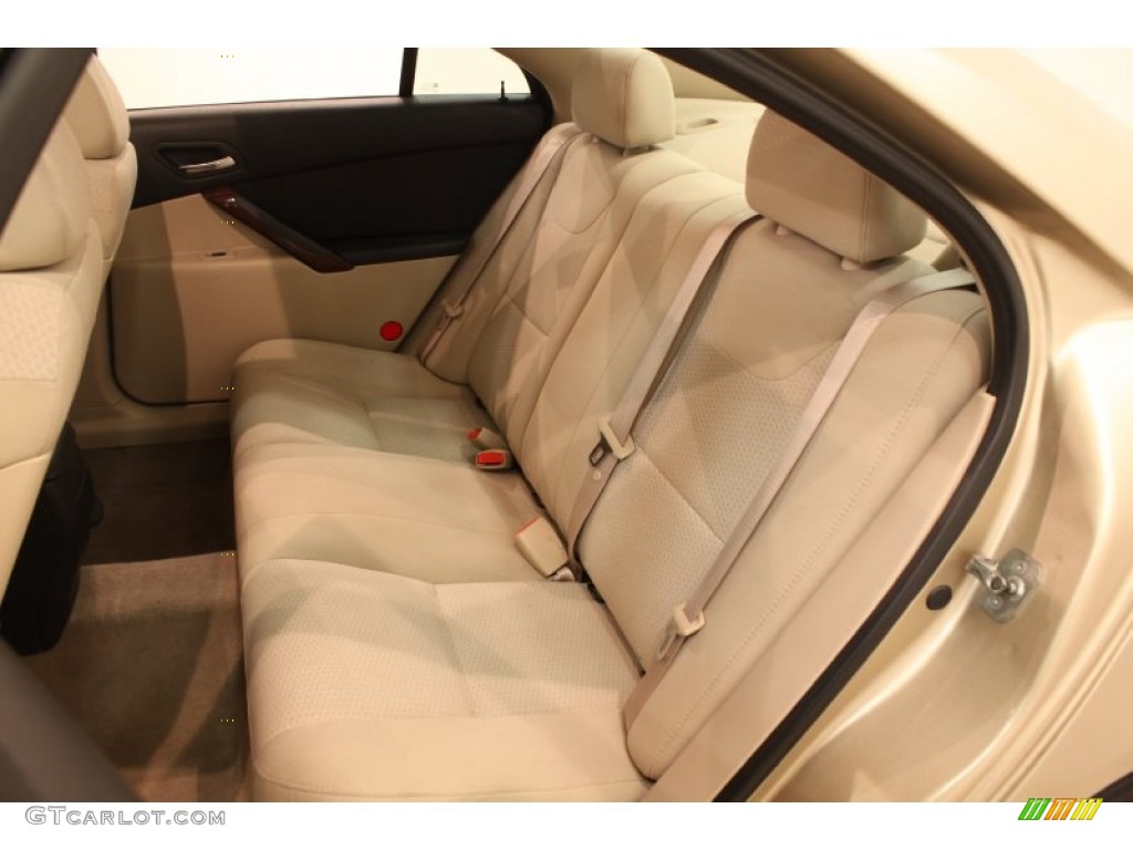 2006 Pontiac G6 V6 Sedan Rear Seat Photos