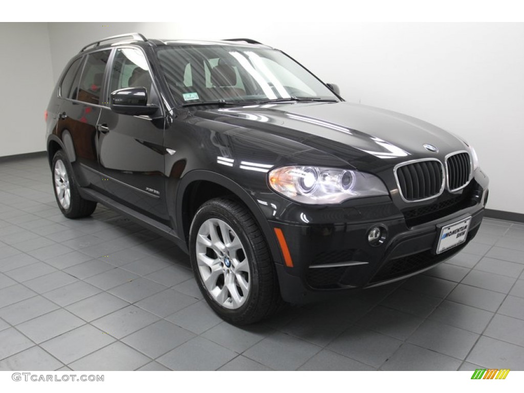 Black Sapphire Metallic BMW X5