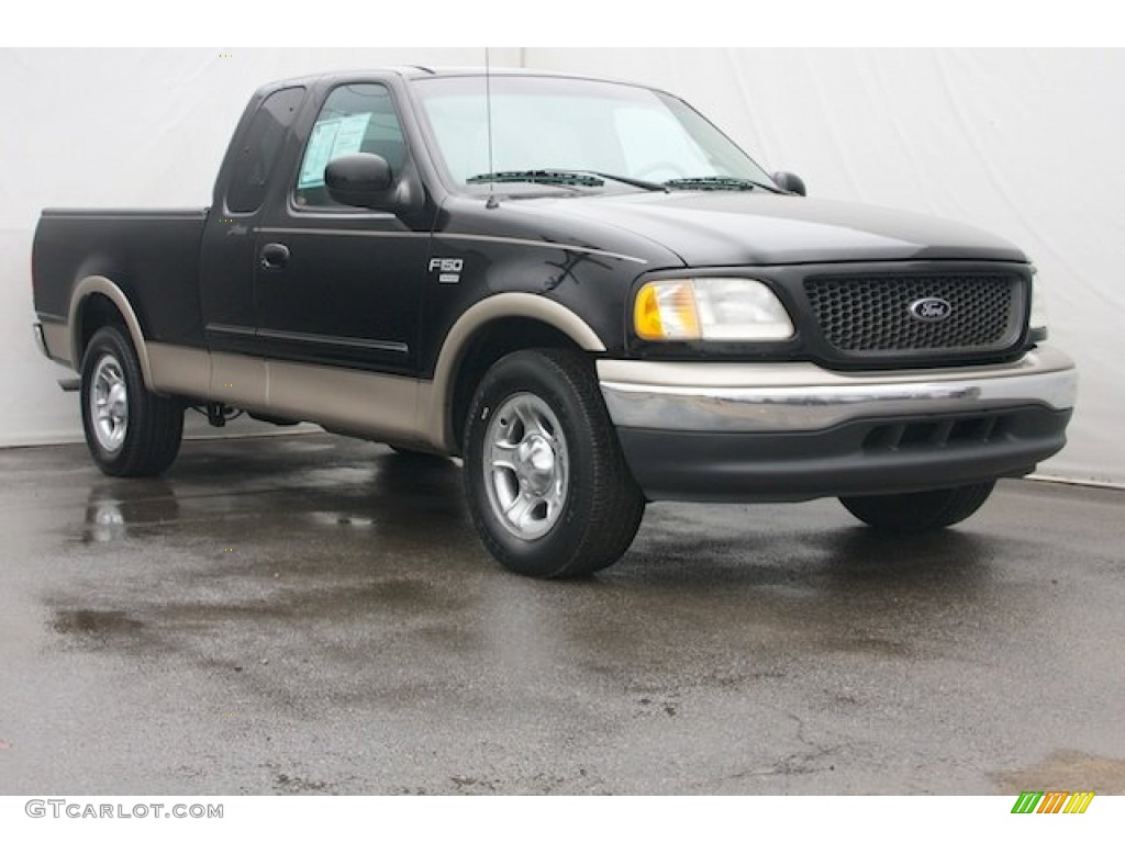 2001 F150 Lariat SuperCab - Black / Medium Graphite photo #1