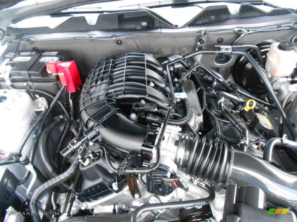 2013 Mustang V6 Coupe - Ingot Silver Metallic / Charcoal Black photo #19