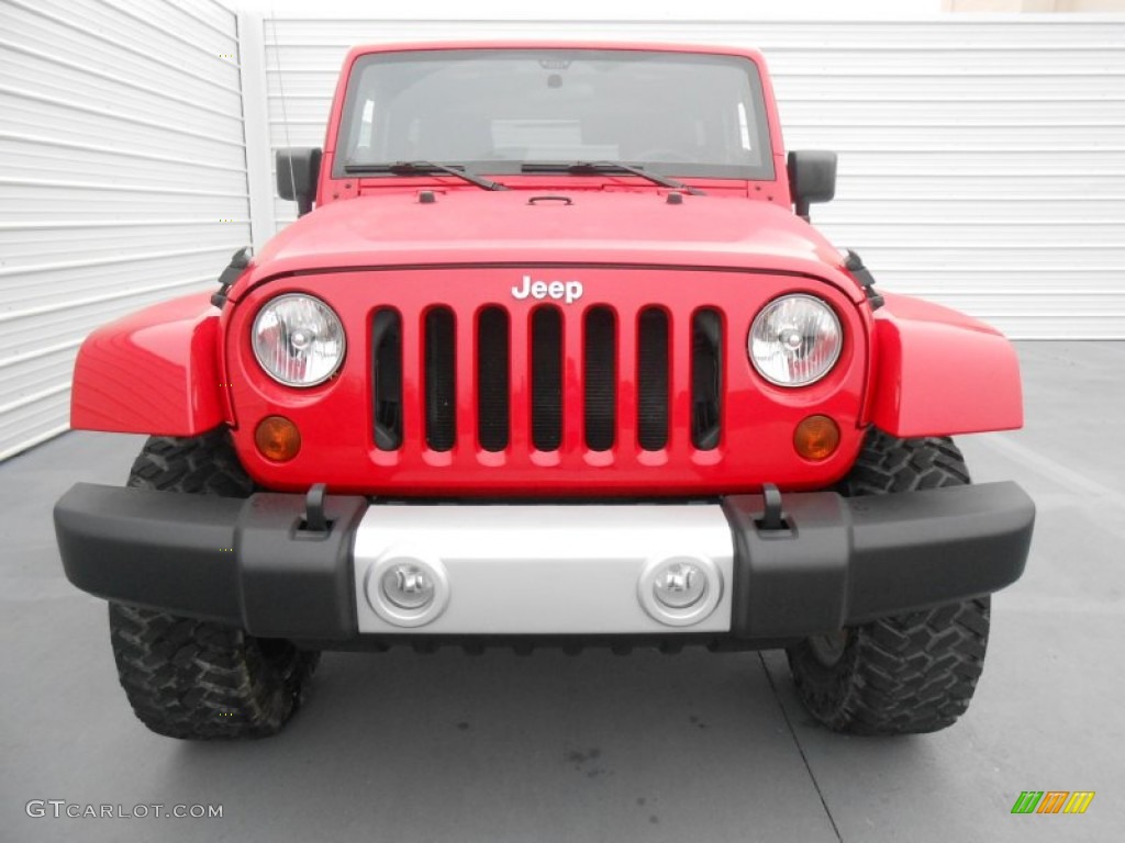 2011 Wrangler Sahara 4x4 - Flame Red / Black photo #8