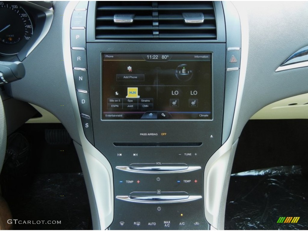 2013 Lincoln MKZ 2.0L EcoBoost FWD Controls Photo #78585450