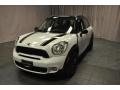Light White - Cooper S Countryman Photo No. 1
