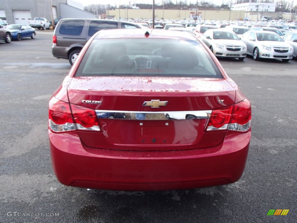 2013 Cruze LT - Crystal Red Metallic Tintcoat / Jet Black photo #7