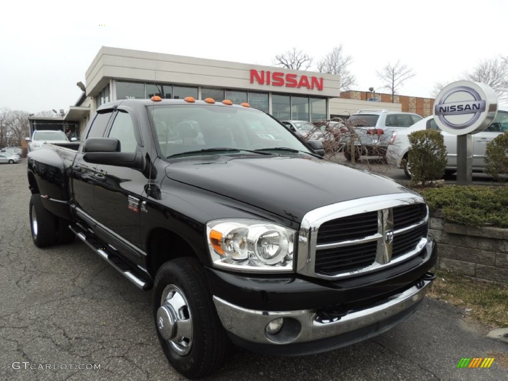 Brilliant Black Crystal Pearl Dodge Ram 3500