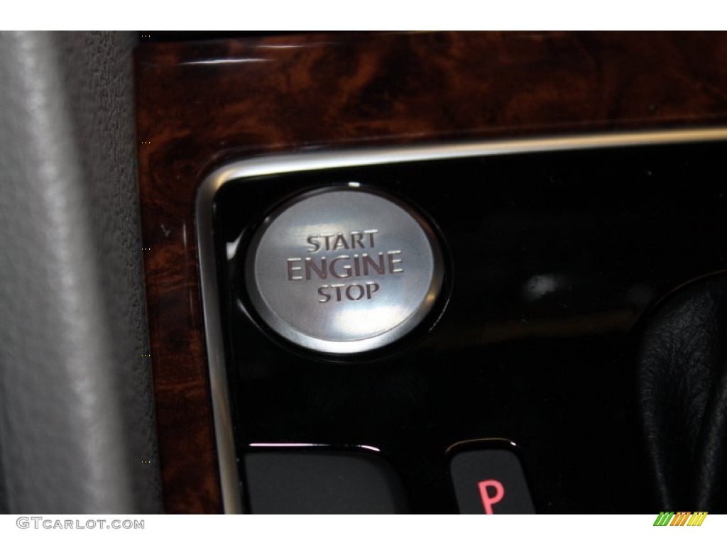 2013 Volkswagen Passat TDI SEL Controls Photo #78589092