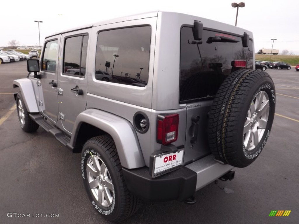 2013 Wrangler Unlimited Sahara 4x4 - Billet Silver Metallic / Black photo #7