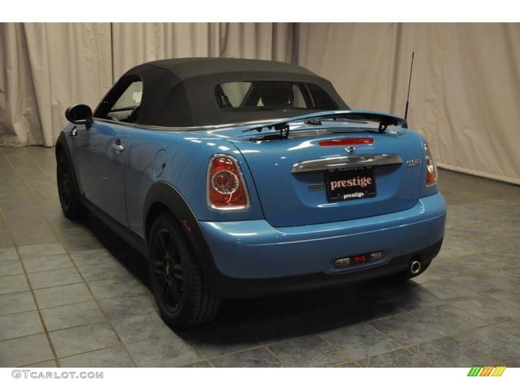 2013 Cooper Roadster - Kite Blue / Carbon Black photo #18