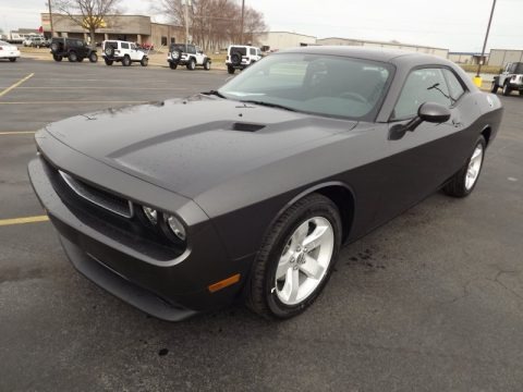 2013 Dodge Challenger SXT Data, Info and Specs