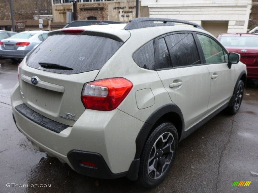 2013 XV Crosstrek 2.0 Limited - Desert Khaki / Black photo #4