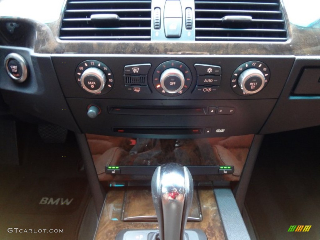 2006 BMW 5 Series 530i Sedan Controls Photo #78594454