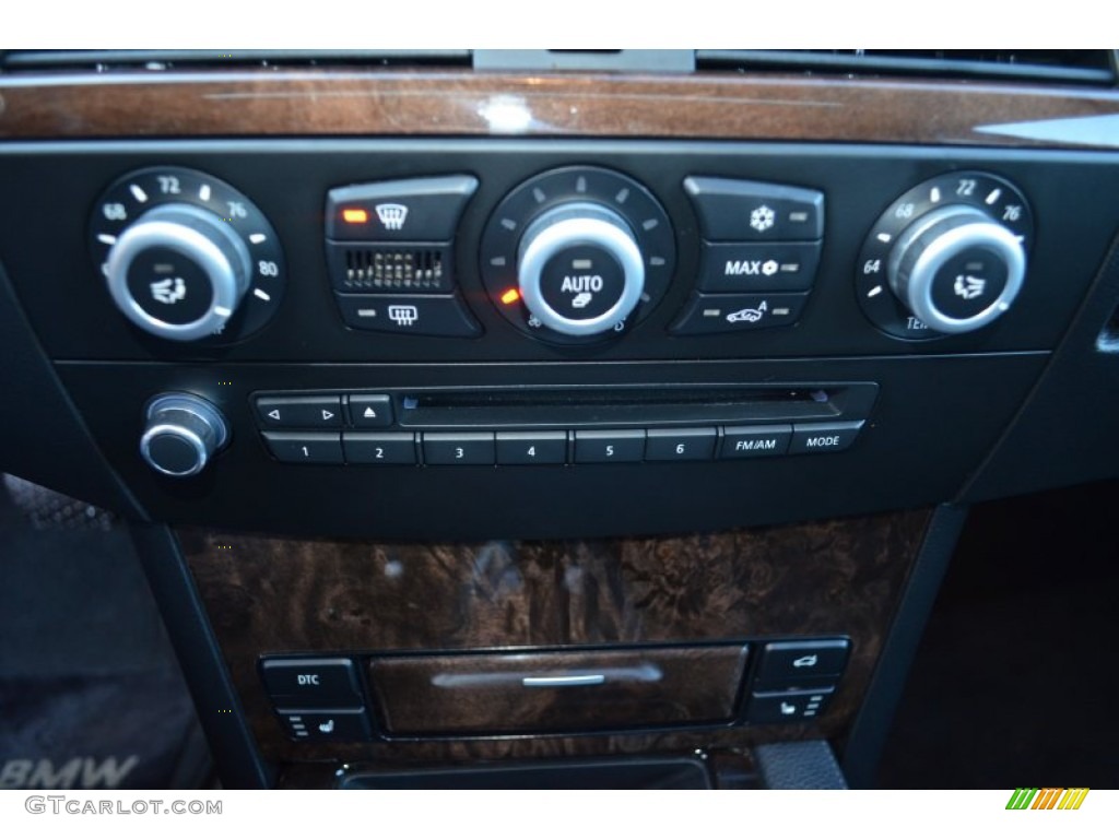 2010 BMW 5 Series 528i xDrive Sedan Controls Photo #78598509