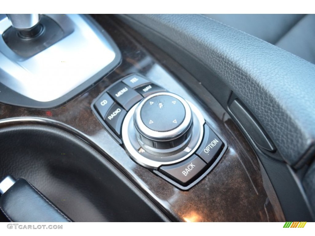 2010 BMW 5 Series 528i xDrive Sedan Controls Photo #78598545