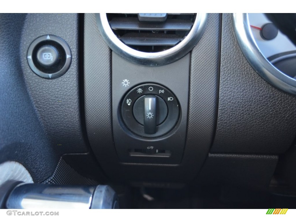 2007 Ford Explorer Sport Trac Limited Controls Photo #78601048
