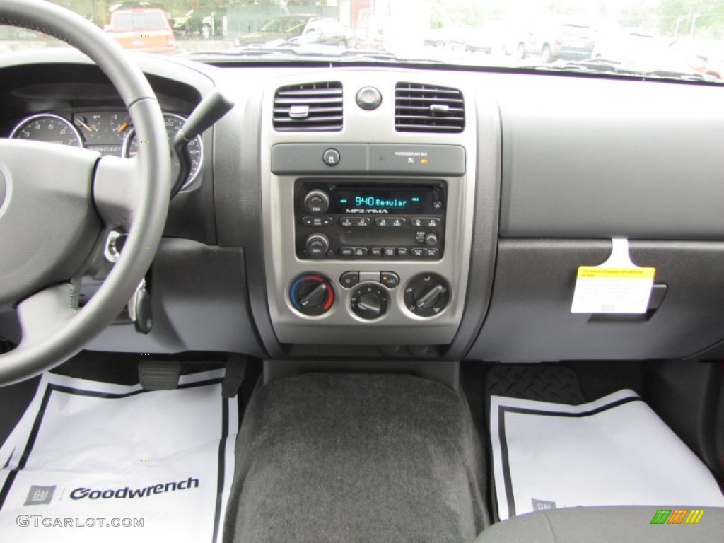 2011 Chevrolet Colorado LT Crew Cab Controls Photo #78601977