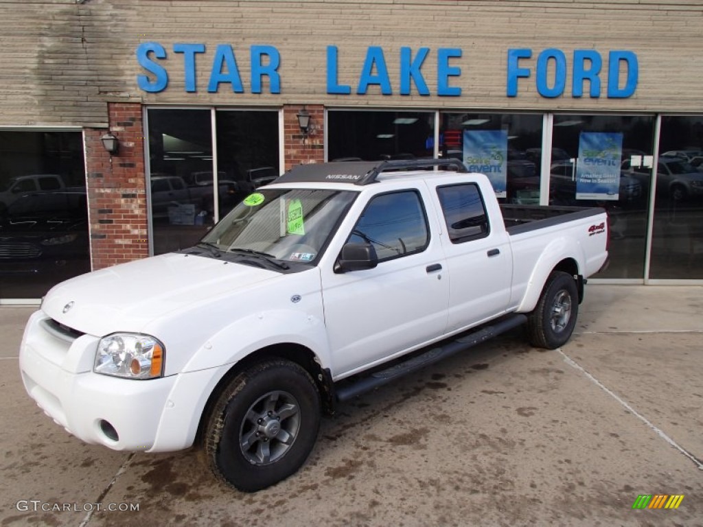 2004 Frontier XE V6 Crew Cab 4x4 - Avalanche White / Charcoal photo #1