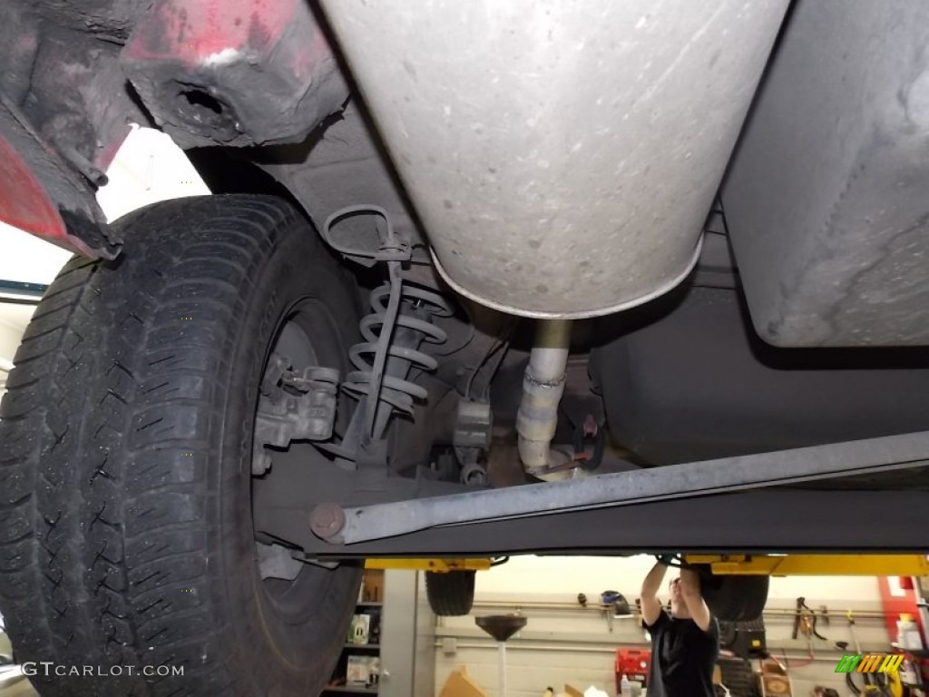1986 Audi 5000 S Sedan Undercarriage Photo #78604758