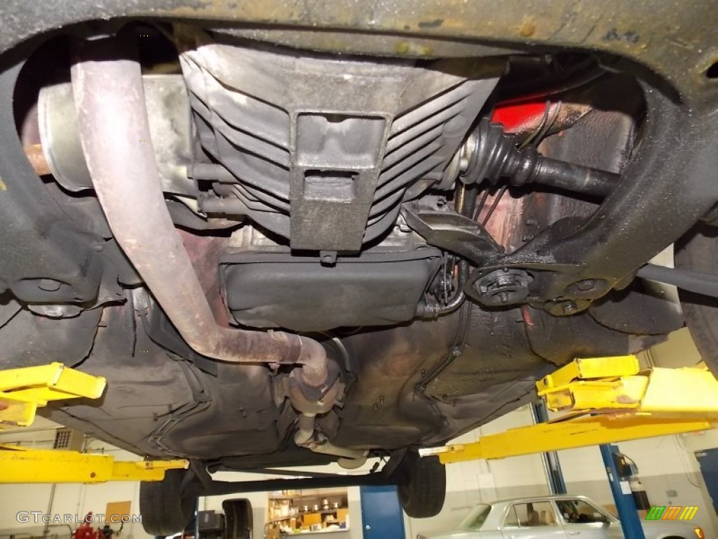 1986 Audi 5000 S Sedan Undercarriage Photos