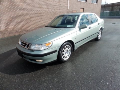 2001 Saab 9-5 Sedan Data, Info and Specs