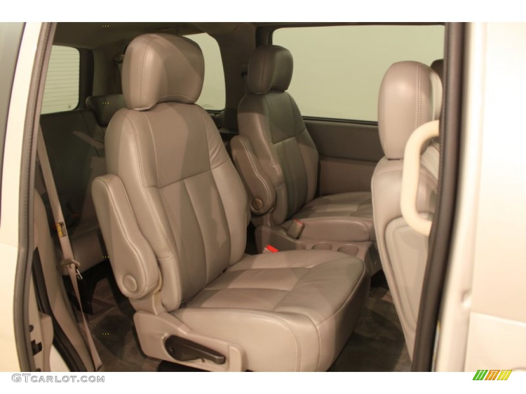 2004 Oldsmobile Silhouette Premier Rear Seat Photo #78605088