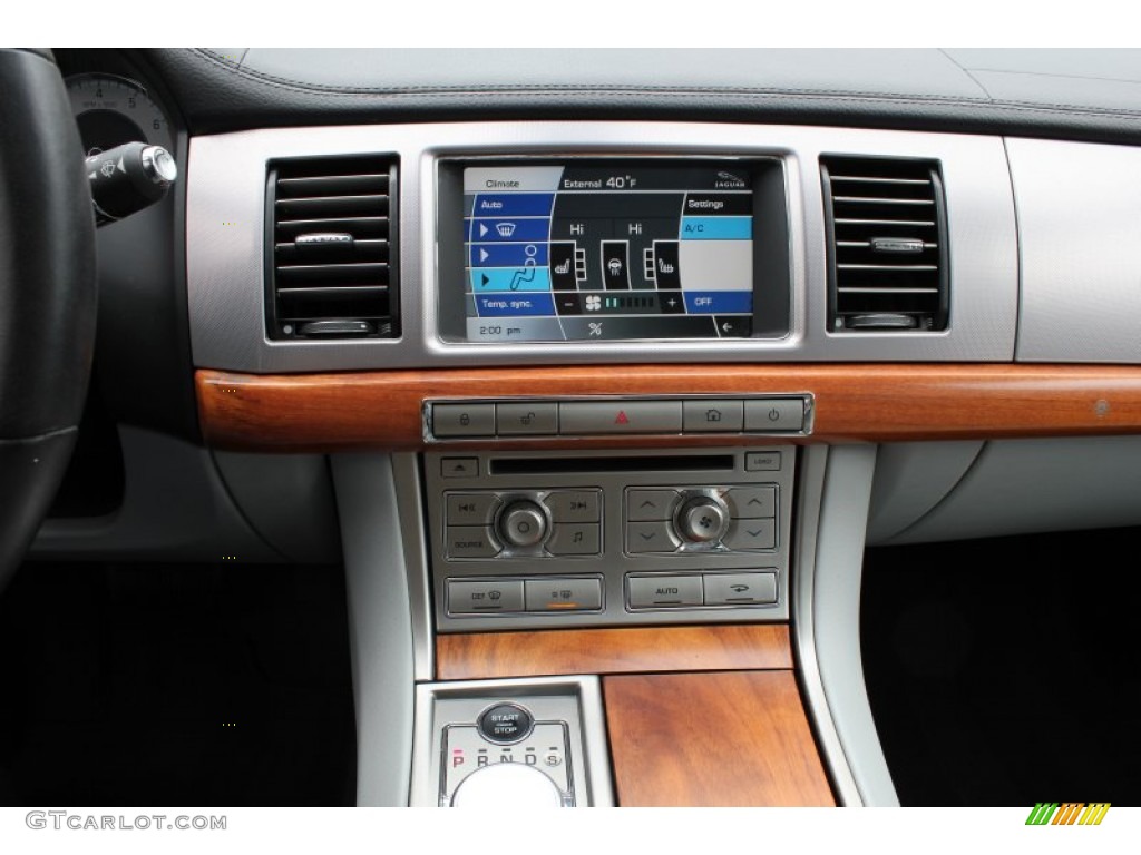 2009 Jaguar XF Luxury Controls Photo #78606714