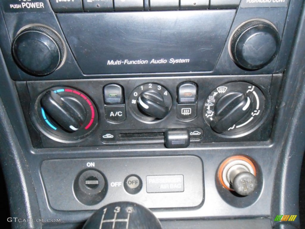 2003 Mazda MX-5 Miata Roadster Controls Photo #78608328