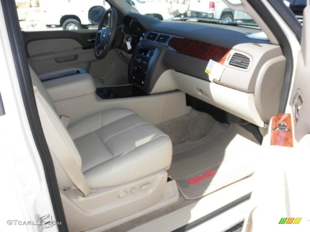 2013 Yukon XL SLT 4x4 - White Diamond Tricoat / Light Tan photo #25