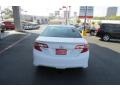 Super White - Camry SE Photo No. 6