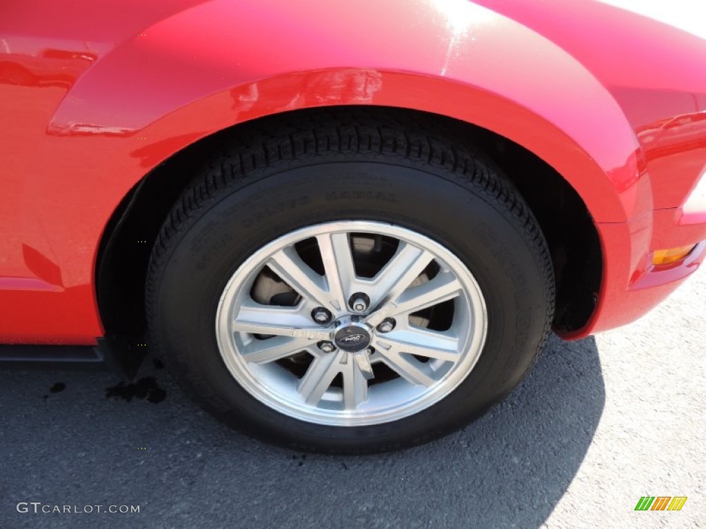 2007 Mustang V6 Premium Coupe - Torch Red / Light Graphite photo #22